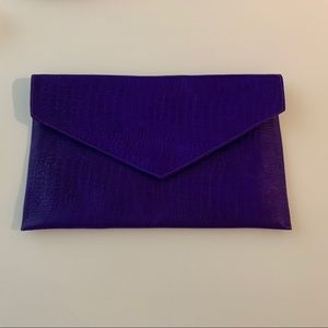 Nicaraguan leather envelope purse